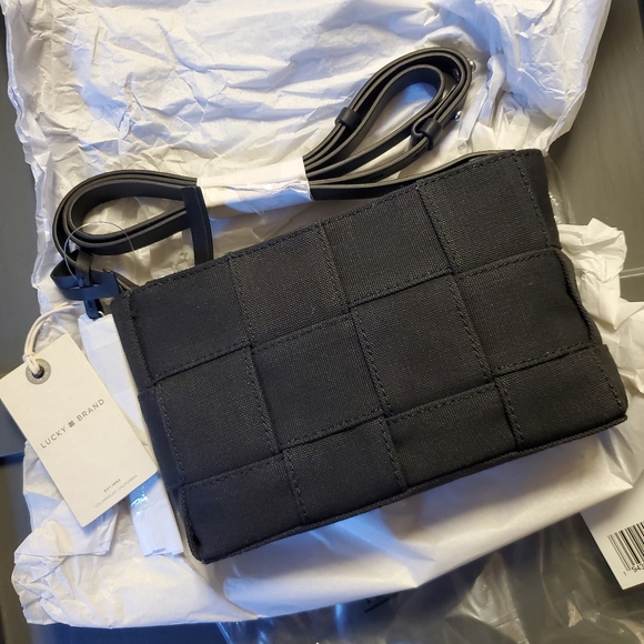 Lucky Brand Anae Crossbody Bag Black NWT - Picture 7 of 8
